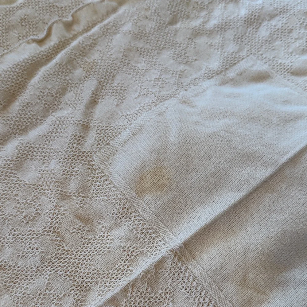 VINTAGE Elegant Cream Napkins set of 5